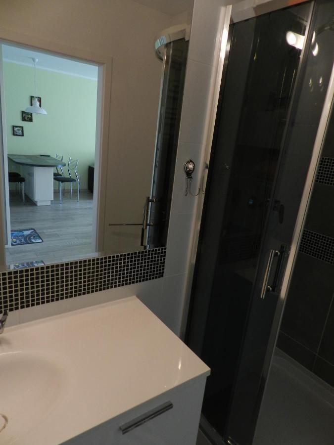 Apartament Caloroczny Blizej Morza Kołobrzeg Esterno foto